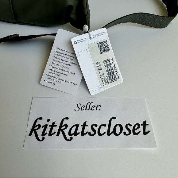 ONLY 1 AVAILABLE!! 🆕 4L GREY SAGE - NWT lululemon mini shoulder bag - Picture 4 of 14